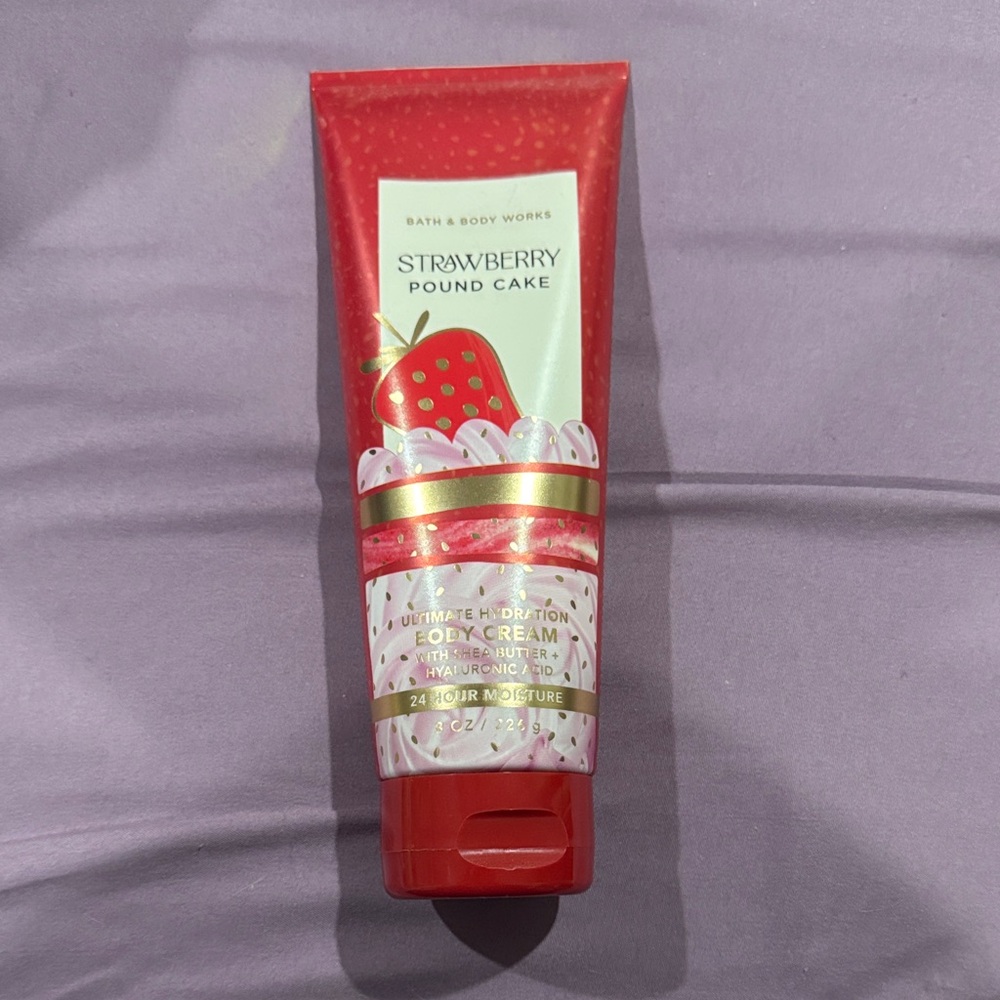 Bath & Body Works Strawberry Pound Cake Body Cream - Red & White